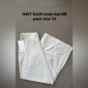 🔥NWT Swift Wide Leg MR Pant